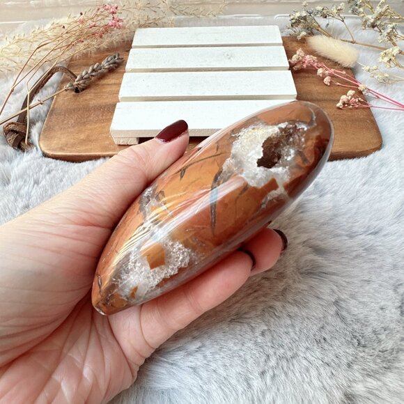 Gorgeous Brecciated Jasper with Quartz Heart - Picture 6 of 7